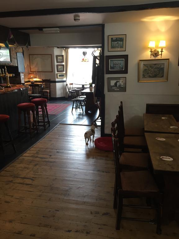 Red Lion Inn Sidbury Εξωτερικό φωτογραφία